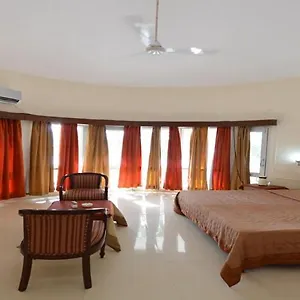 Saras Tourist Gurgaon